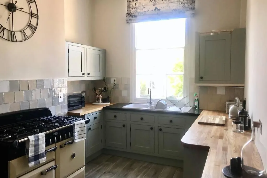 The Terrace Apartment Cheltenham
