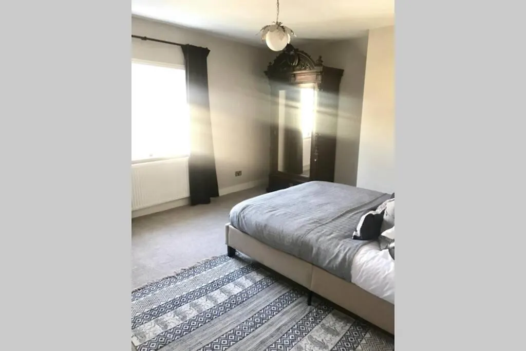 The Terrace Apartment Cheltenham